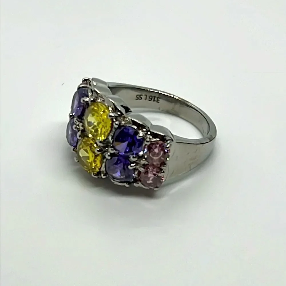 Beautiful Vintage Silver Ring With Purple, Yellow, and Pink Stones